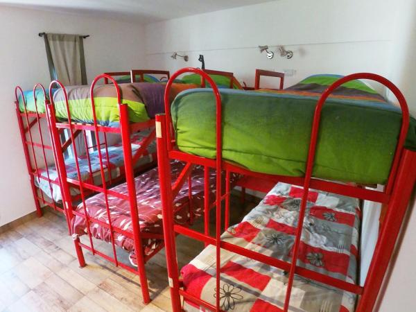 Malevo Murana Hostel : photo 1 de la chambre lit dans dortoir pour femmes de 6 lits