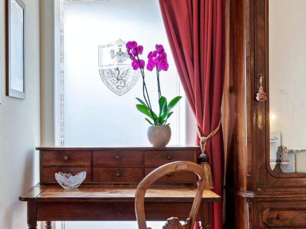 Residenza d'Epoca Palazzo Borghesi : photo 4 de la chambre suite junior