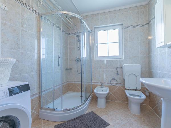 Bb-Ld : photo 9 de la chambre appartement 3 chambres