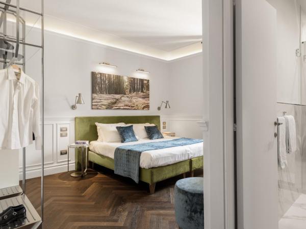Albergo Chiusarelli : photo 6 de la chambre chambre double ou lits jumeaux design