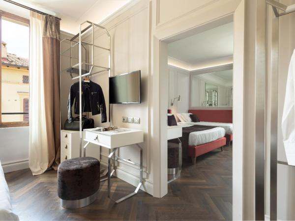 Albergo Chiusarelli : photo 8 de la chambre chambre quadruple