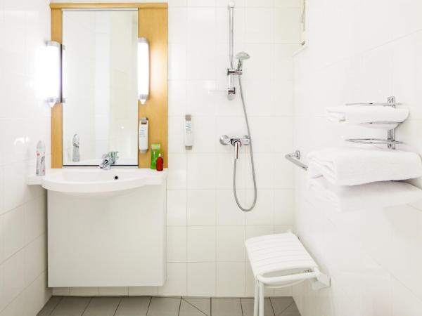 ibis Versailles Château : photo 4 de la chambre chambre double standard