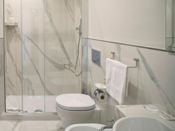 Albergo Chiusarelli : photo 3 de la chambre chambre double ou lits jumeaux design