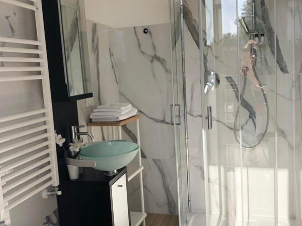 Civico21 : photo 6 de la chambre chambre double ou lits jumeaux avec salle de bains privative