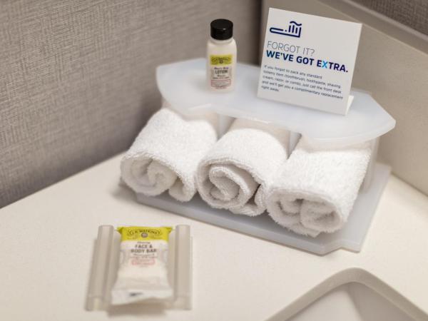 Holiday Inn Express & Suites Riverport Richmond, an IHG Hotel : photo 10 de la chambre chambre spéciale