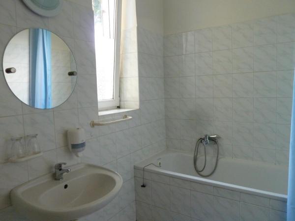 Penzion Holiday : photo 10 de la chambre appartement 1 chambre - annexe