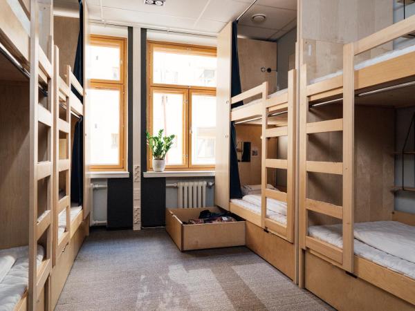 The Yard Hostel : photo 2 de la chambre lit dans dortoir pour femmes de 8 lits