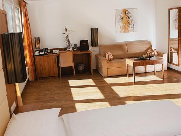 Hotel Kapeller Innsbruck : photo 6 de la chambre chambre double supérieure