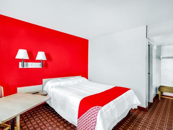 OYO Hotel Houston Southwest I-69 : photo 5 de la chambre chambre double