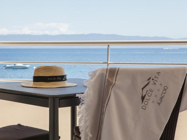 Hôtel Restaurant Dolce Vita : photo 2 de la chambre chambre double privilège - vue sur mer