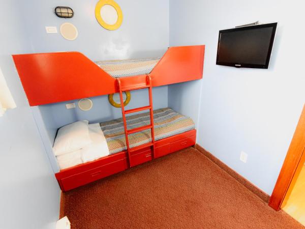 Canad Inns Destination Centre Fort Garry : photo 5 de la chambre suite familiale deluxe