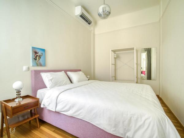 KERAMOS Athens : photo 10 de la chambre appartement - vue sur jardin