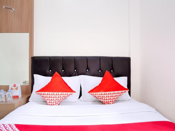 Capital O 106 Sarkawi Residence : photo 6 de la chambre chambre double standard