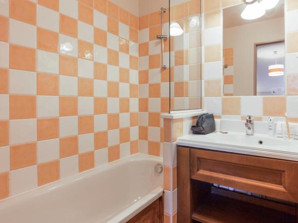 Résidence Pierre & Vacances l'Albane : photo 4 de la chambre appartement 2 chambres (7 personnes)