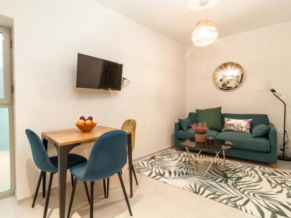 Casa 95 Sevilla : photo 4 de la chambre deluxe apartment no swimming pool