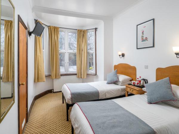 OYO Abbey Hotel, London Shepherd's Bush Market : photo 10 de la chambre chambre lits jumeaux standard