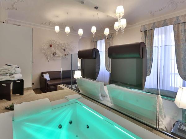 Best Western Plus Hotel Genova : photo 3 de la chambre chambre classique avec 1 lit queen-size et des lits jumeaux