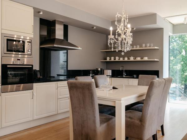 EXCLUSIVE Aparthotel MARINA : photo 7 de la chambre appartement premier 2 chambres - vue sur fleuve