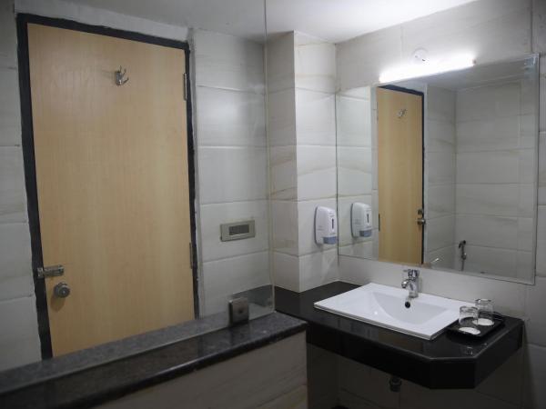 Broadway Inn : photo 9 de la chambre chambre double standard