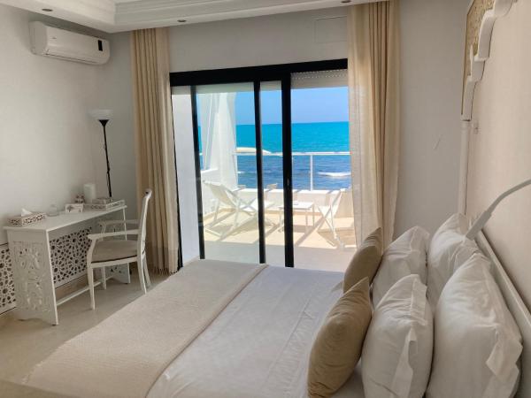 Dar Corniche La Marsa (Adults Only) : photo 2 de la chambre hébergement misk ellil - vue sur mer