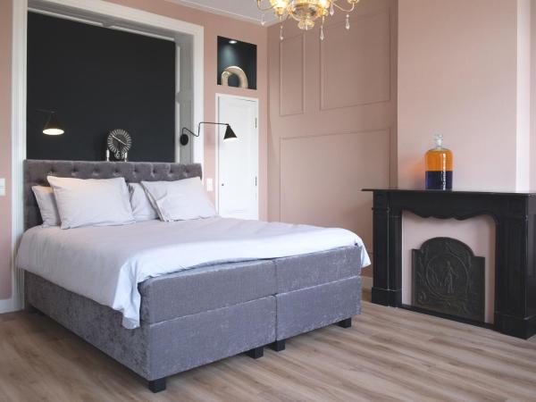 MUZE Hotel Utrecht : photo 1 de la chambre chambre double deluxe avec balcon