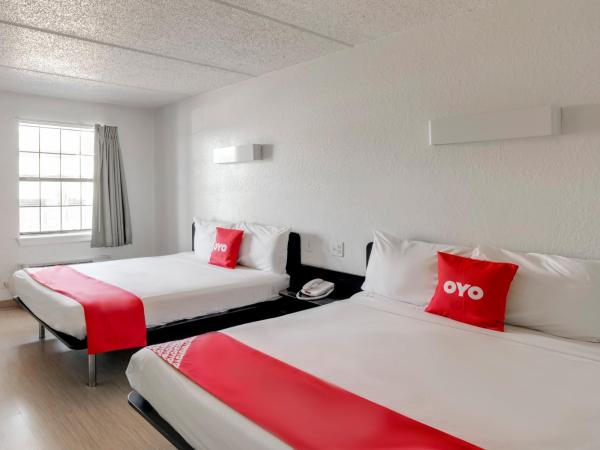 OYO Hotel Houston Katy Freeway : photo 1 de la chambre chambre avec 2 grands lits queen-size 