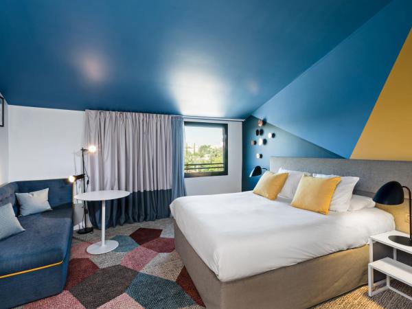 Golden Tulip Aix en Provence : photo 2 de la chambre chambre lit queen-size supérieure avec canapé-lit