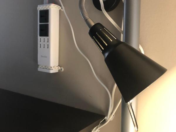 Banff International Hostel : photo 4 de la chambre lit dans dortoir pour femmes de 6 lits avec salle de bains privative