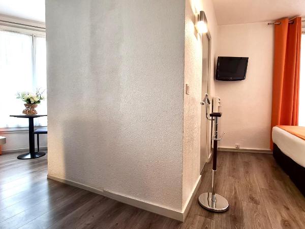 Boulogne Résidence Hotel : photo 2 de la chambre chambre triple avec baignoire