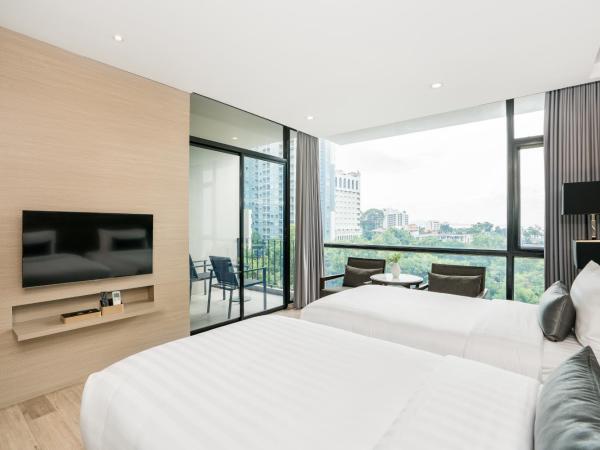 Altera Hotel and Residence by At Mind : photo 5 de la chambre chambre double ou lits jumeaux deluxe - vue sur ville