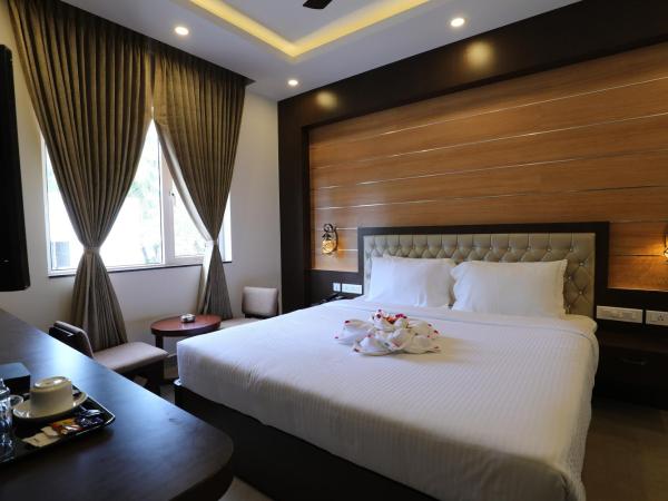 Mayuraa Residency : photo 2 de la chambre chambre double standard