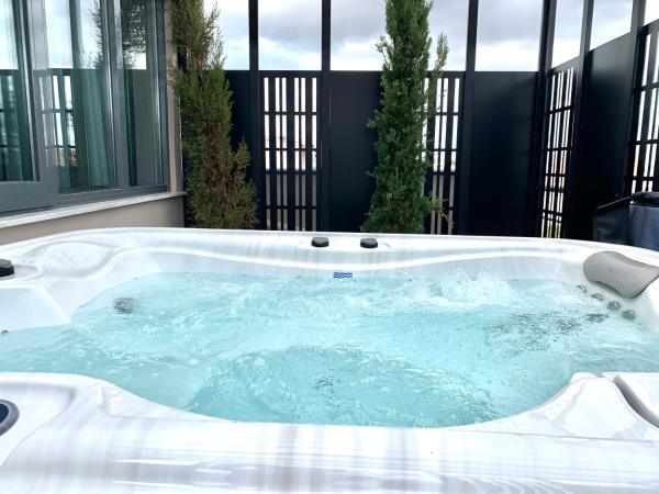 Downtown Athens Lofts - The Acropolis Observatory : photo 6 de la chambre penthouse