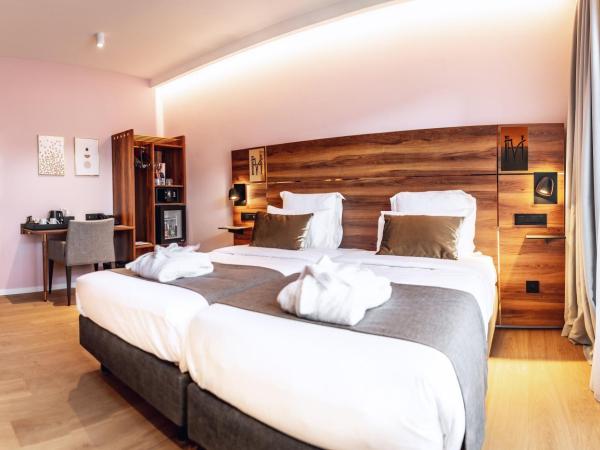 Hotel des Vosges BW Premier Collection : photo 6 de la chambre chambre lits jumeaux confort