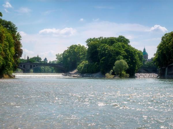 Holiday Inn Munich City Centre, an IHG Hotel : photo 1 de la chambre chambre lit queen-size premium - vue sur ville