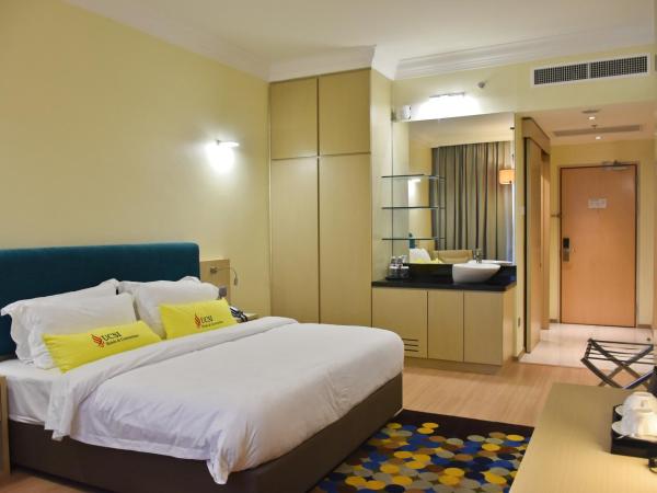 UCSI Hotel Kuching : photo 4 de la chambre chambre lit king-size supérieure