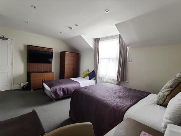 Blue Bells Hotel : photo 10 de la chambre chambre double