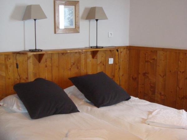 CGH Résidences & Spas les Chalets du Soleil Authentiques : photo 8 de la chambre appartement 3 chambres (8 adultes)