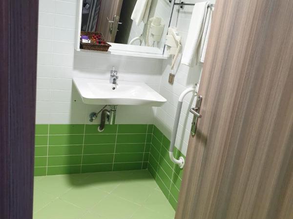 Dab Hotel : photo 2 de la chambre chambre double - accessible aux personnes à mobilité réduite