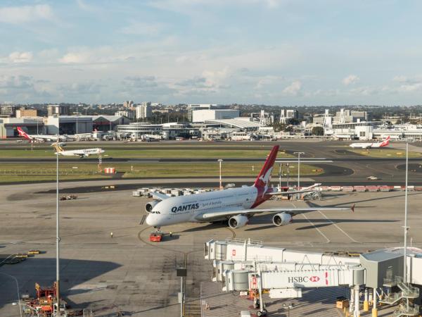 Rydges Sydney Airport Hotel : photo 4 de la chambre chambre lit king-size deluxe