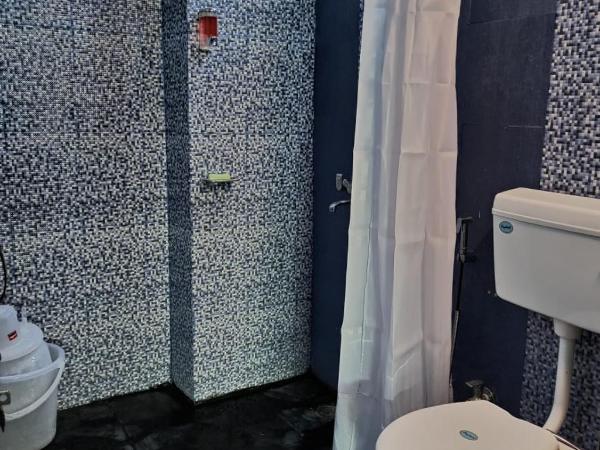 Dormitory : photo 2 de la chambre chambre familiale avec salle de bains privative