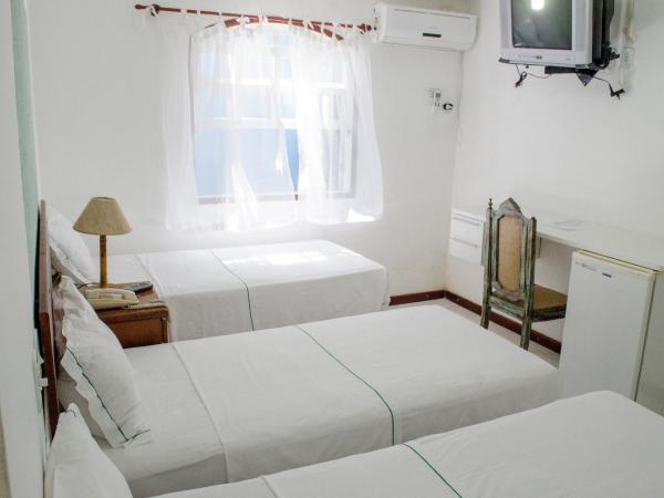 Guest House Green Garden : photo 2 de la chambre chambre triple avec balcon