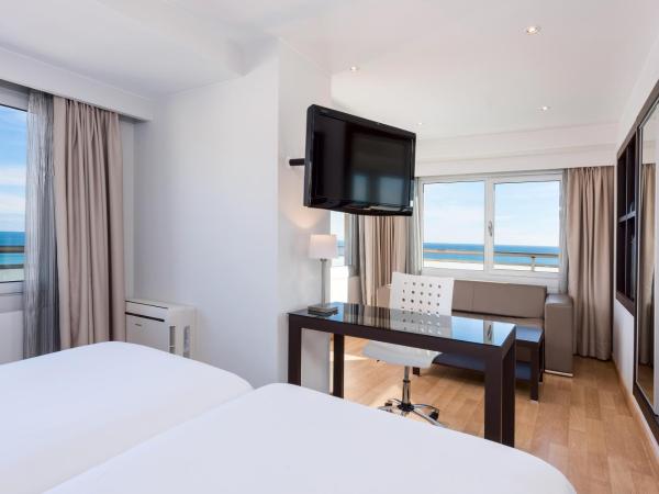 Hotel Alicante Gran Sol, affiliated by Meliá : photo 4 de la chambre chambre supérieure - vue
