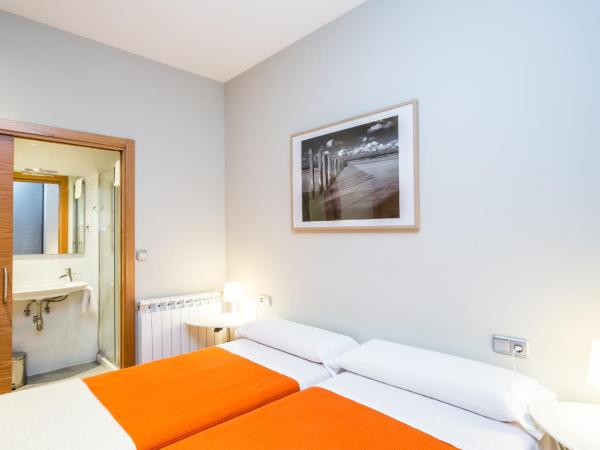 Pensión Altair : photo 8 de la chambre studio standard