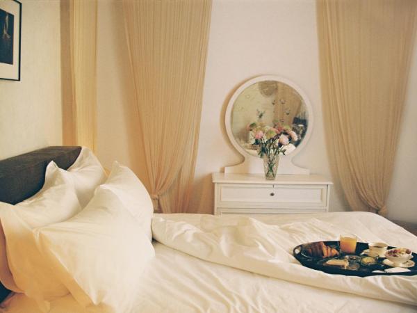 Shila Athens : photo 4 de la chambre artist atelier