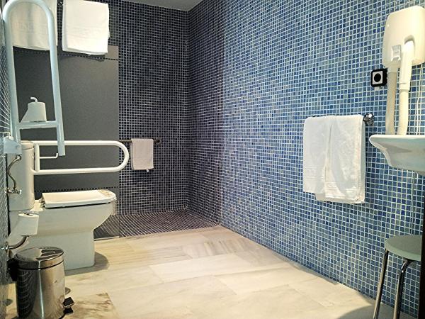 Hotel Averroes : photo 2 de la chambre chambre triple