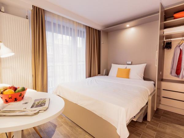 360 Apartment Hotel Frankfurt : photo 7 de la chambre appartement rosa avec cuisine