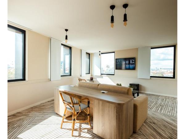 The Originals Boutique, Hôtel Maison Montmartre Paris Les Puces : photo 9 de la chambre suite junior