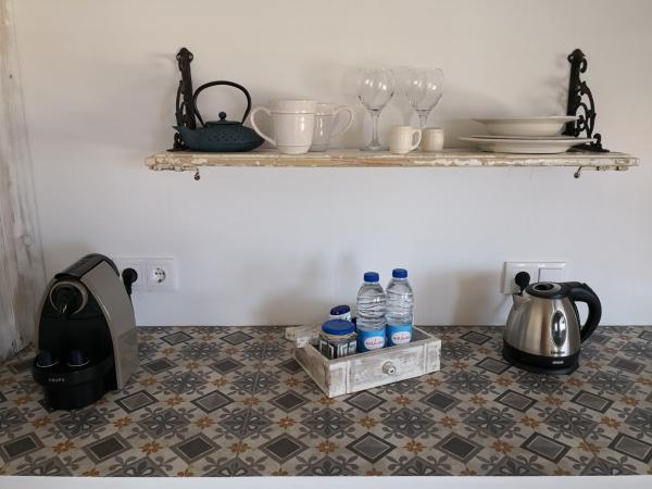 Snug Houseguests : photo 2 de la chambre chambre familiale avec salle de bains privative