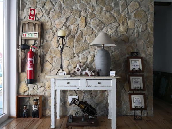 Snug Houseguests : photo 5 de la chambre chambre familiale avec salle de bains privative