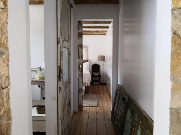 Snug Houseguests : photo 7 de la chambre chambre familiale avec salle de bains privative